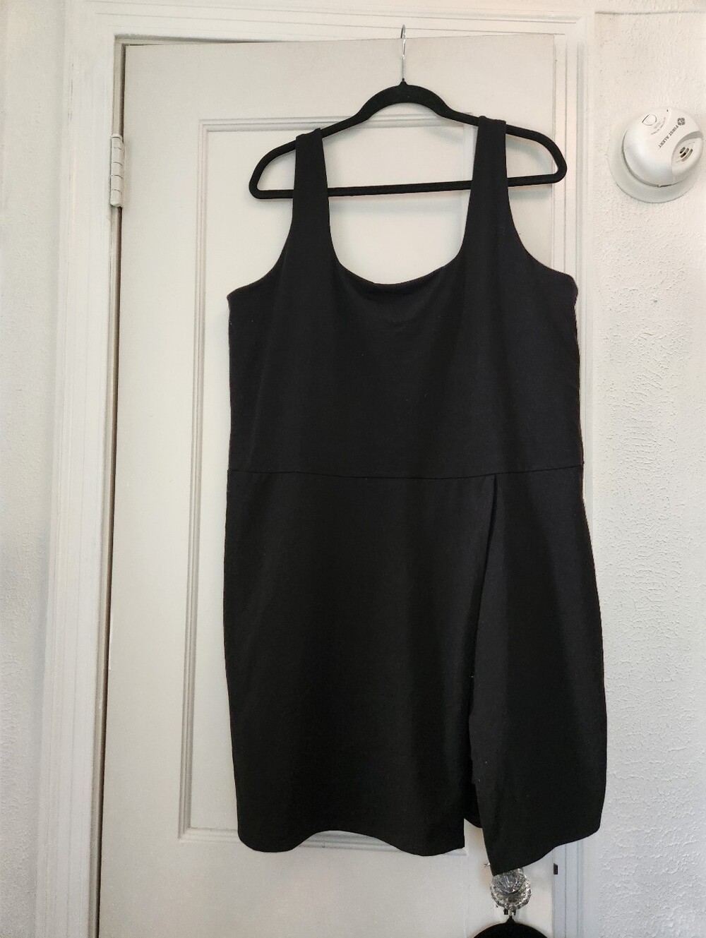 Old Navy Black Power Chill Sleeveless Dress With Built-In Shorts